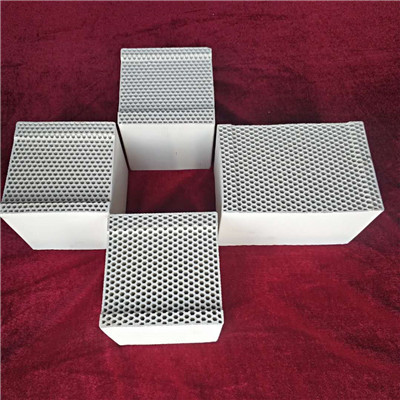 ��C����w