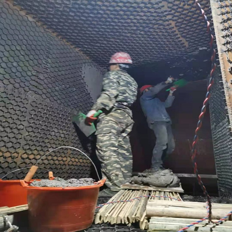 ������偠t